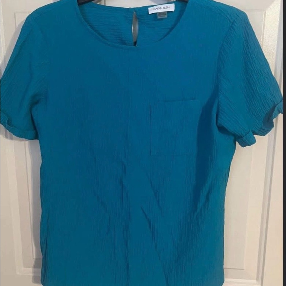GUC Calvin Klein Teal Short Sleeve Top